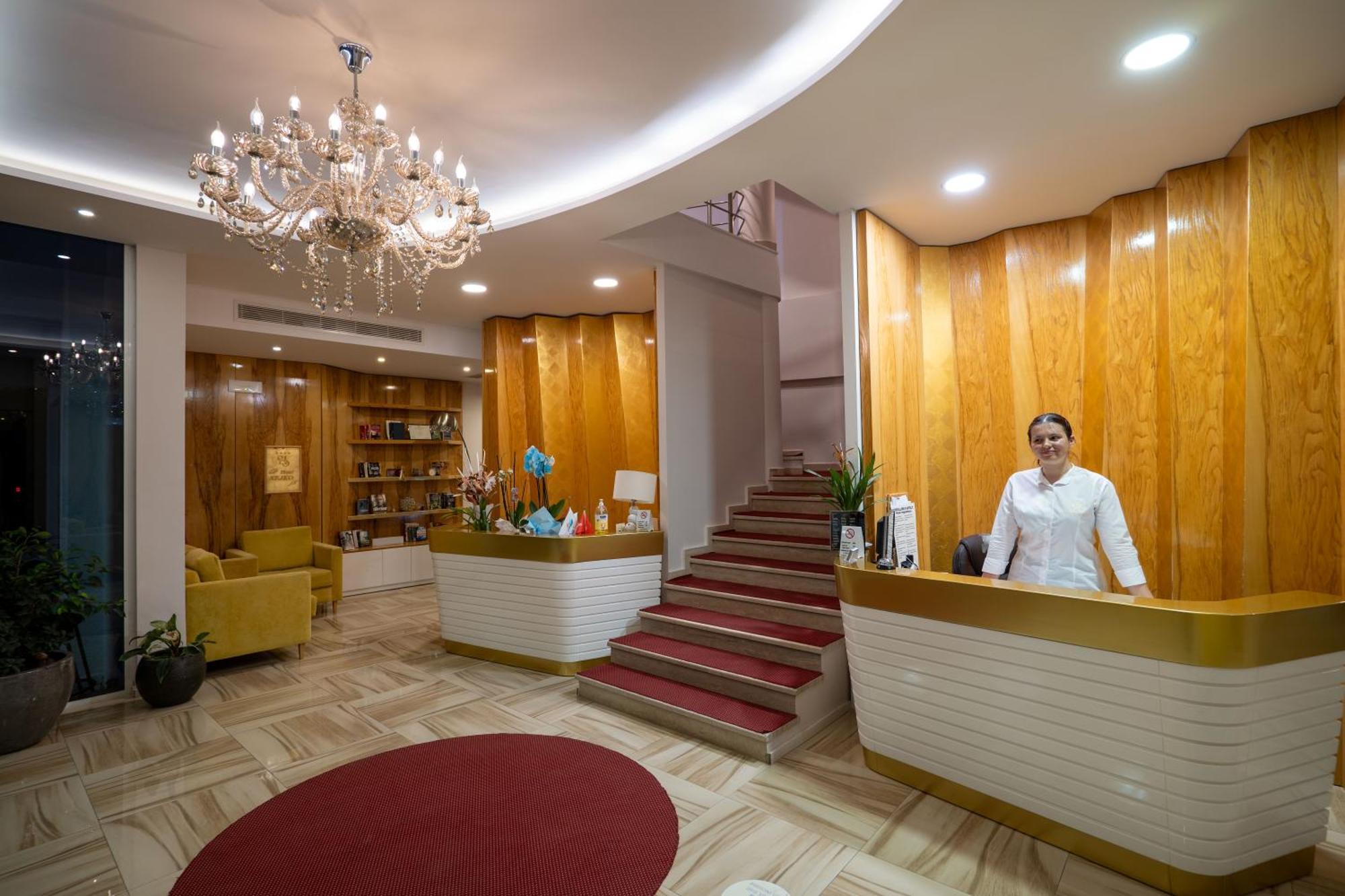 Hotel Sejko ซารานเดอ ภายนอก รูปภาพ