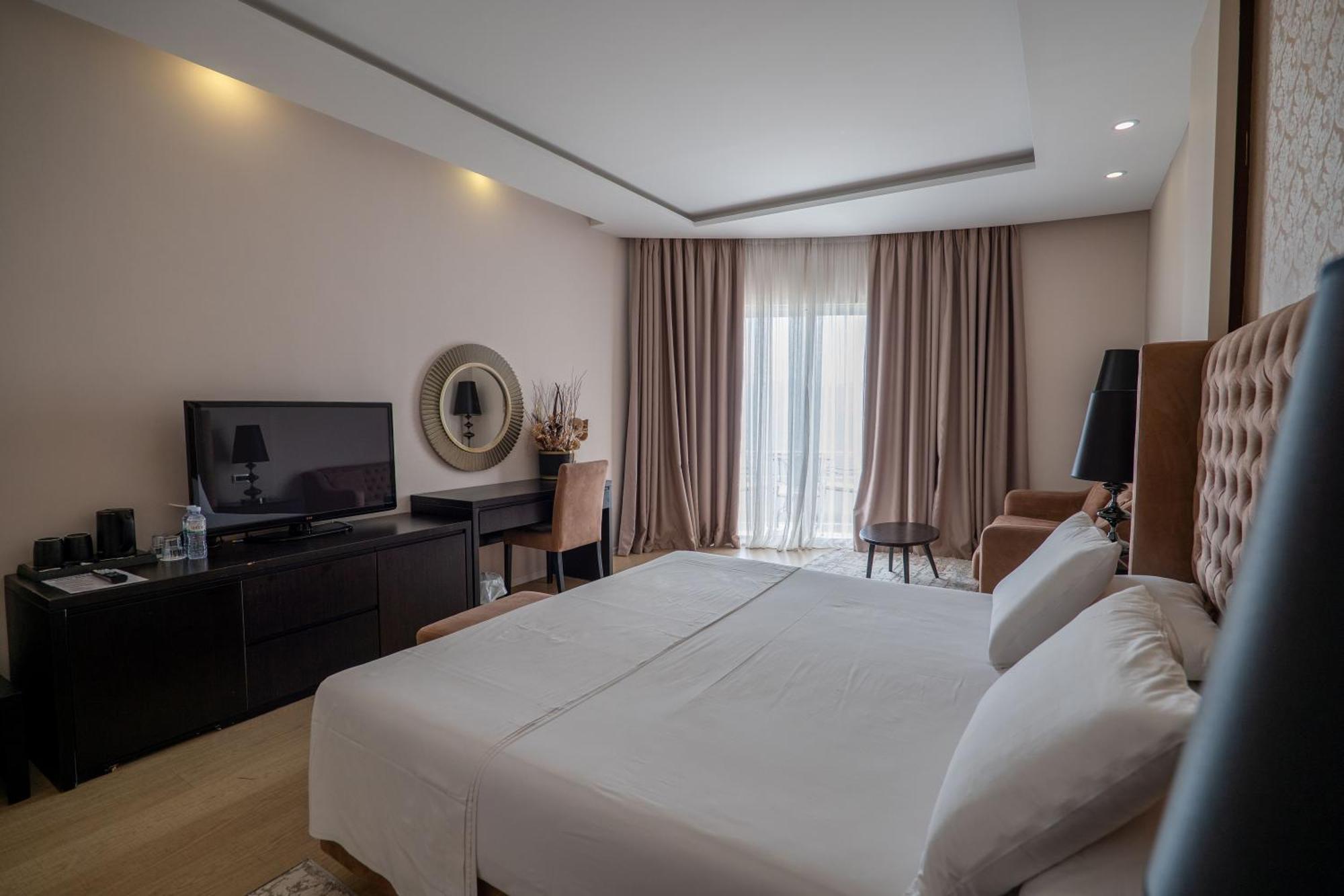 Hotel Sejko ซารานเดอ ภายนอก รูปภาพ